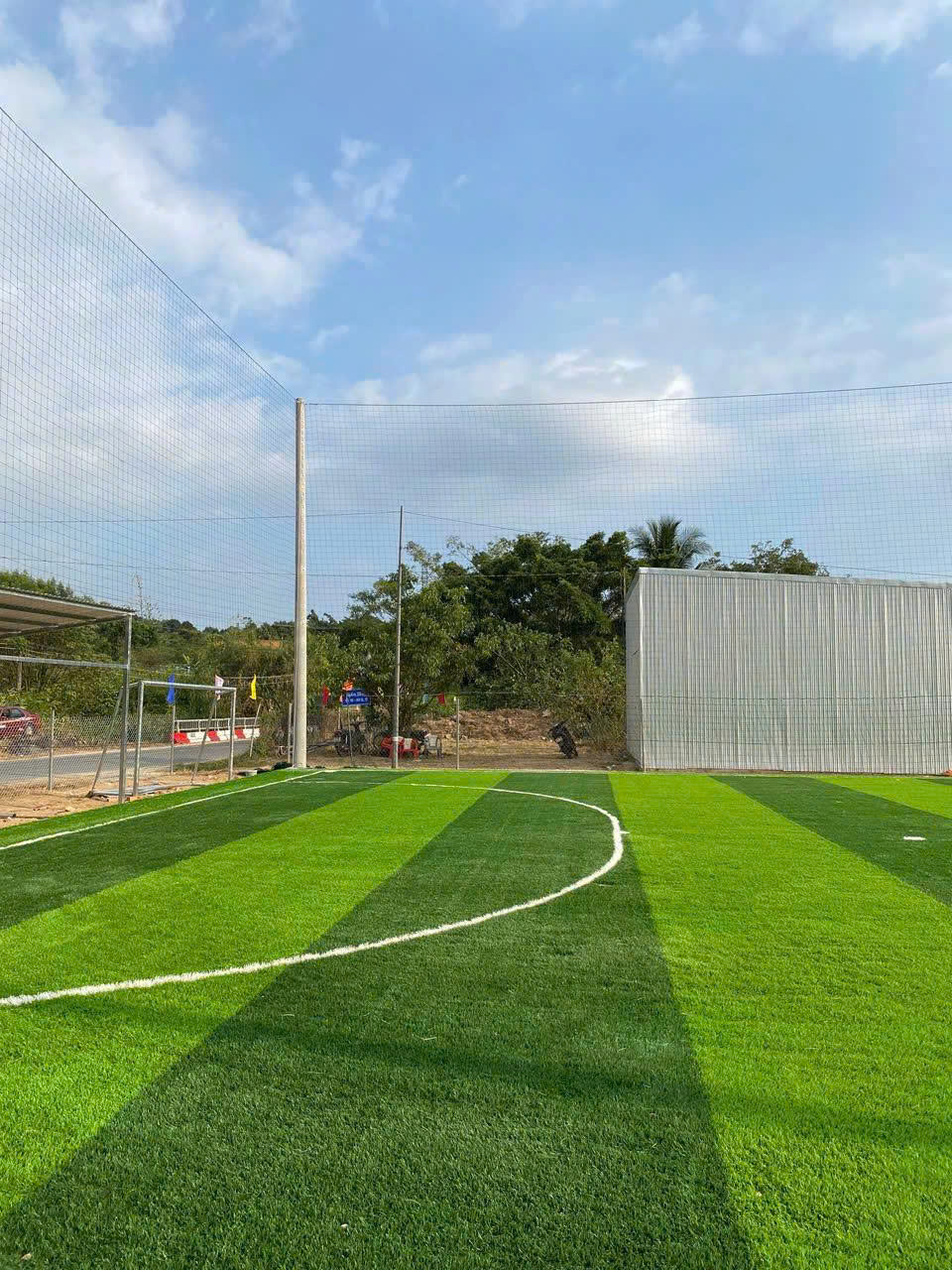 Xu Hướng Thi Công Sân Bóng Năm 2025 – Đại Thịnh Phát SG Đồng Hành Cùng Bạn