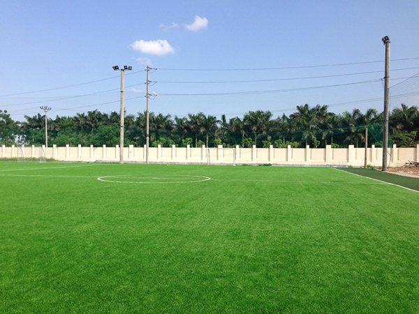 Công Nghệ Thi Công Sân Bóng Hiện Đại 2025